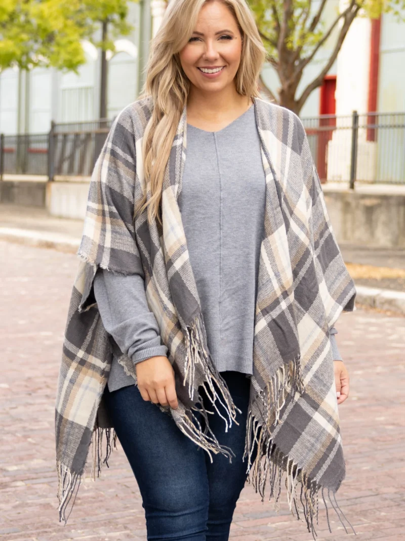 Irresistible Style Poncho, Grey