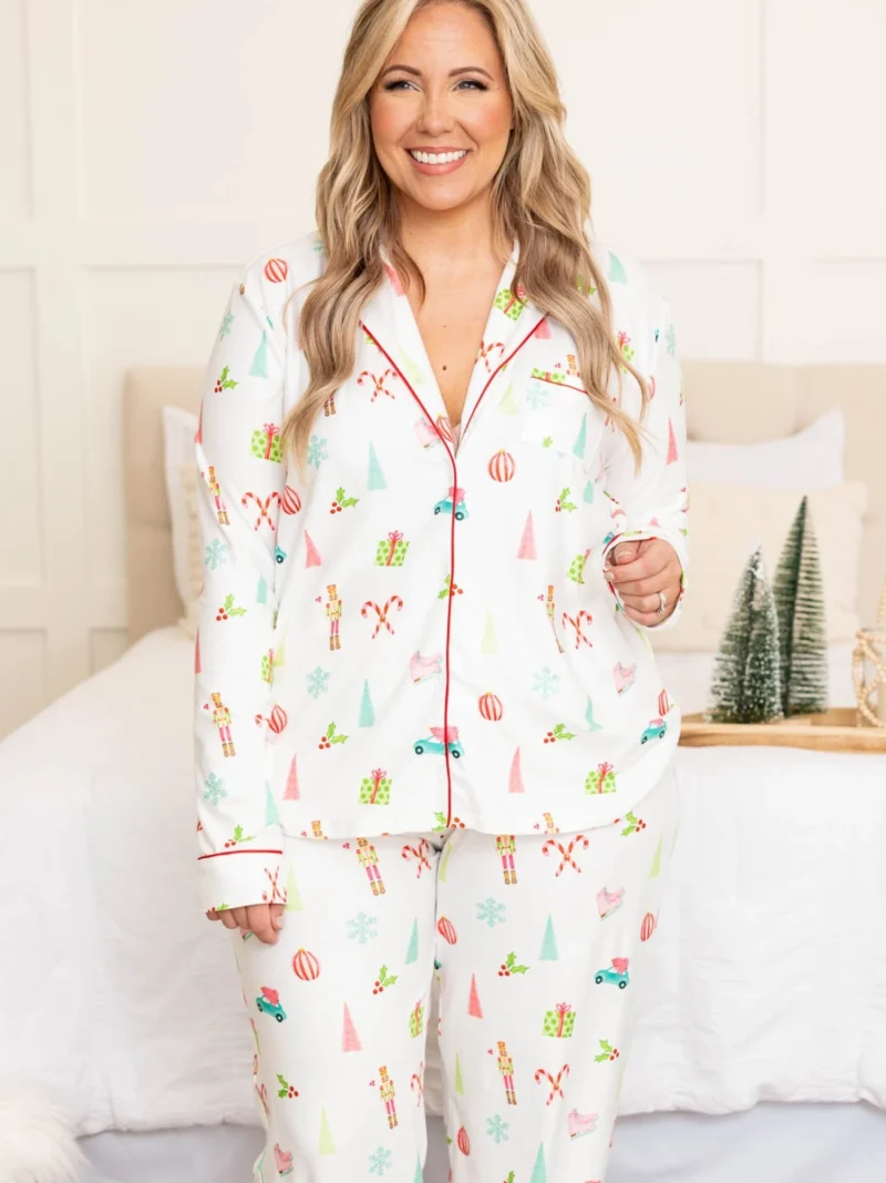 Snow Wishes Long Sleeve Pajama Top, White