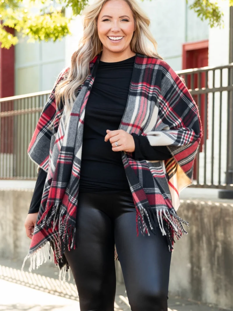 The Overlook Poncho, Red